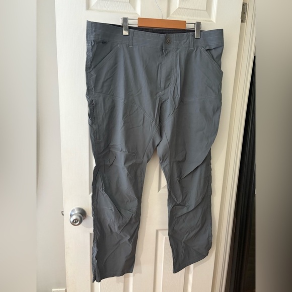 KUHL men’s renegade pants size 40x30 grey outdoor hiking - Picture 2 of 12
